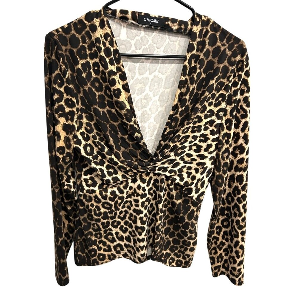 ChicMe Leopard Print Long-Sleeve Top With Deep V Neck Twist Detail Size Large